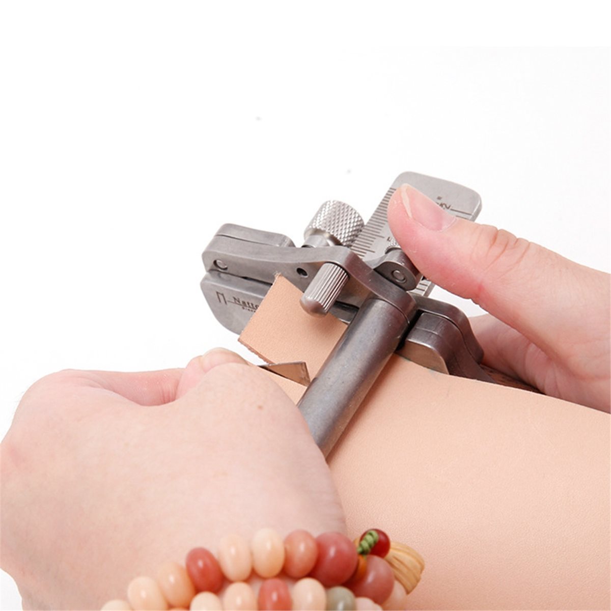 Leatherwork Press - 618メガセール レザーフラットプライヤー ステンレス製 レザーワーククランププレス クラフト用 平行+十字構造