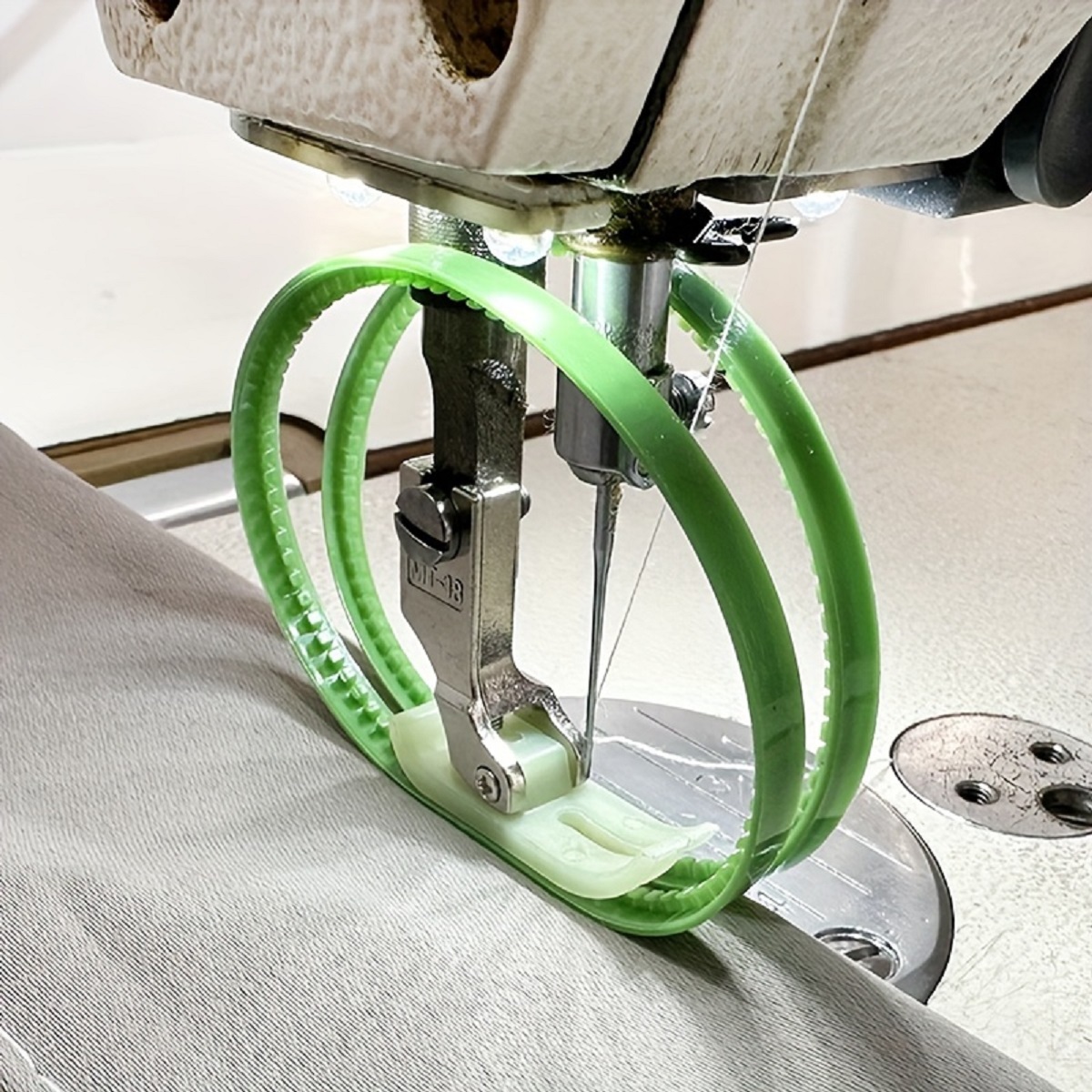 Leatherwork Press - 3 個 MT 18 ダブルローラータンク押え本縫い革ベルトリングプラスチックホイール工業用ミシンアクセサリー
