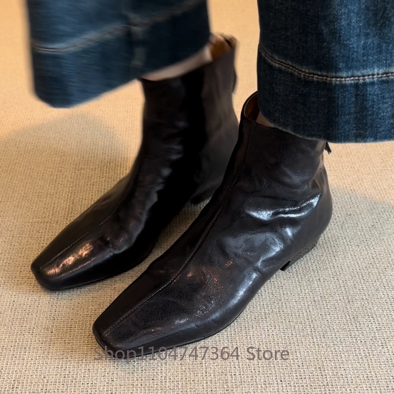シープスキン レトロ フレンチ スクエアトゥ アンクルブーツ - Leatherwork In French のレビューと価格
