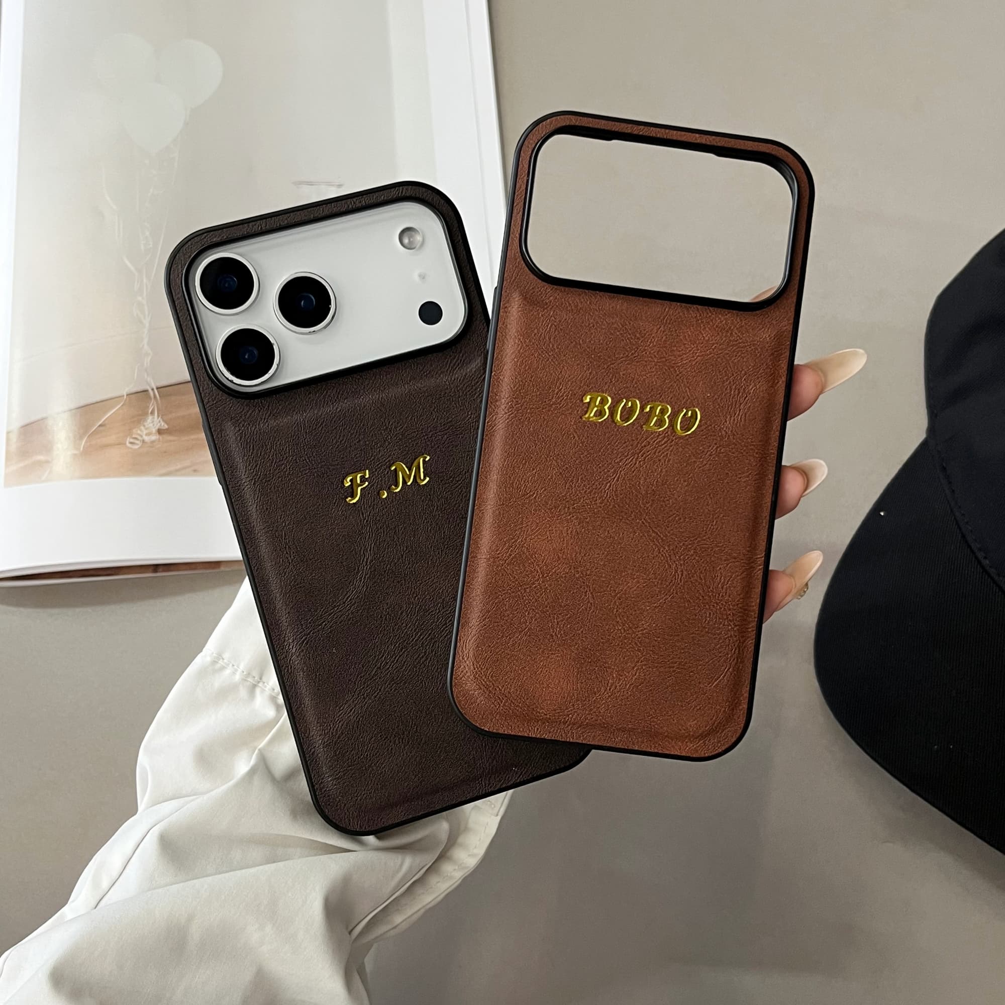 高級カスタムネームゴールド箔押しスマホケース iPhone  - Leatherwork Embossing のレビューと価格
