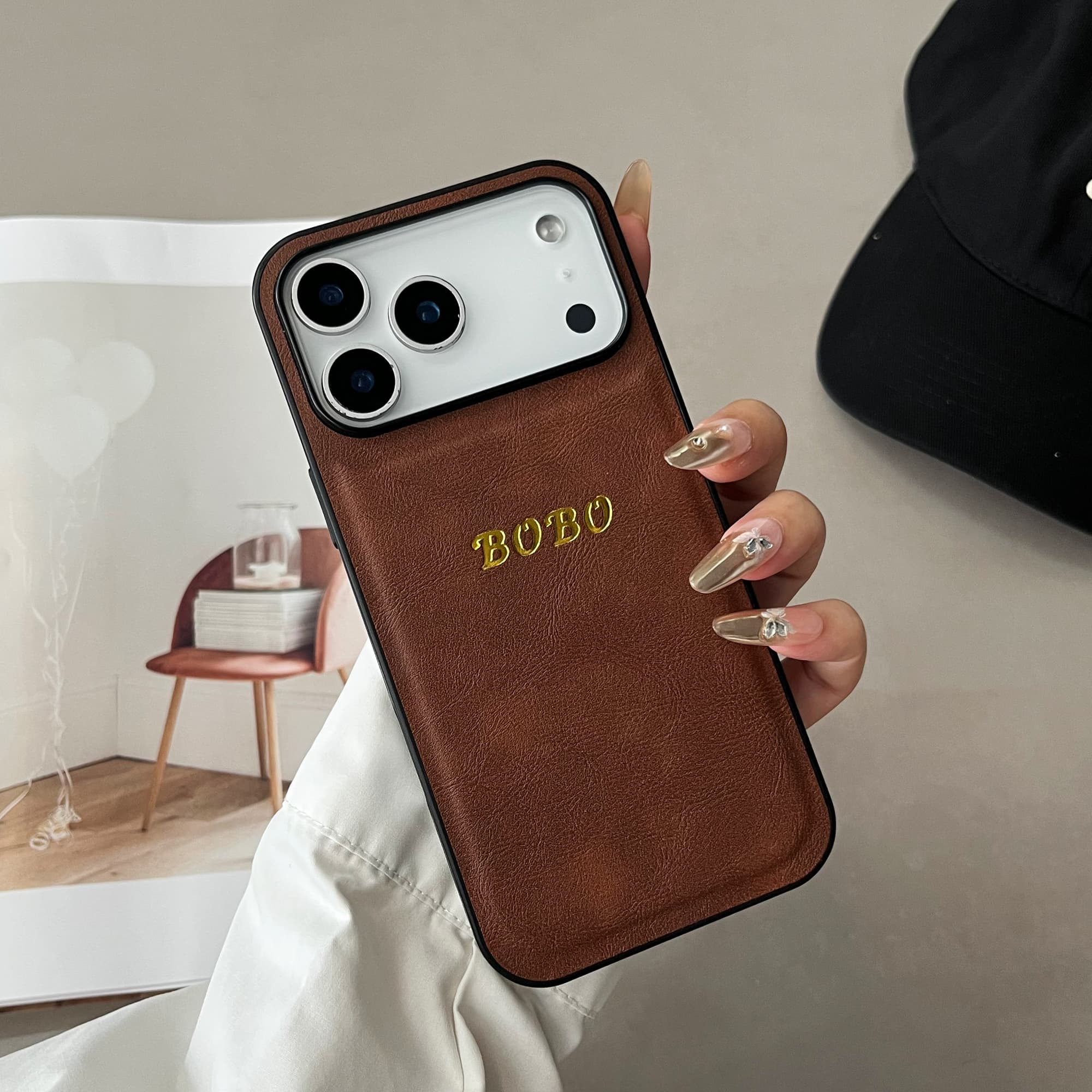 高級カスタムネームゴールド箔押しスマホケース iPhone  - Leatherwork Embossing のレビューと価格